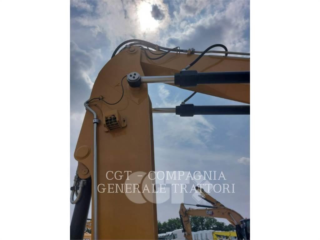 CAT MH3024  휠 굴삭기