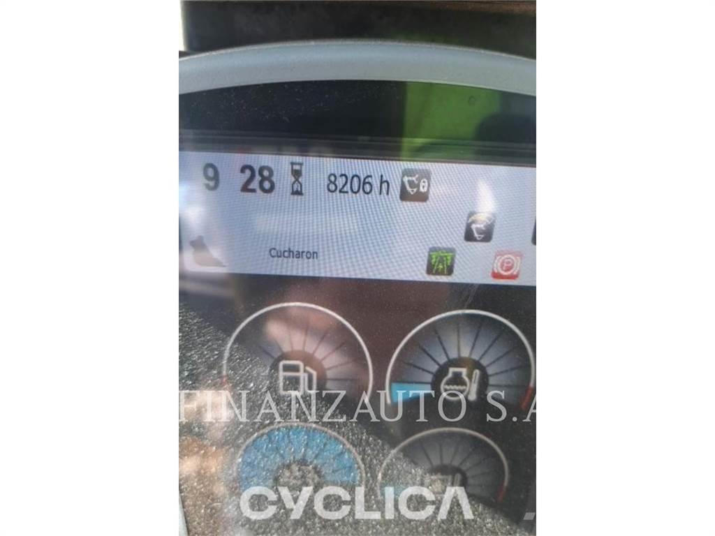 CAT MH3024  휠 굴삭기