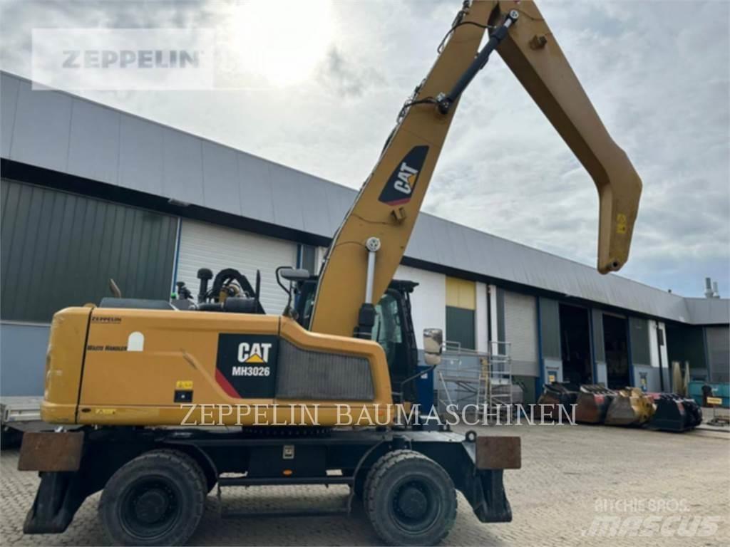 CAT MH3026-06C 파쇄용 굴삭기