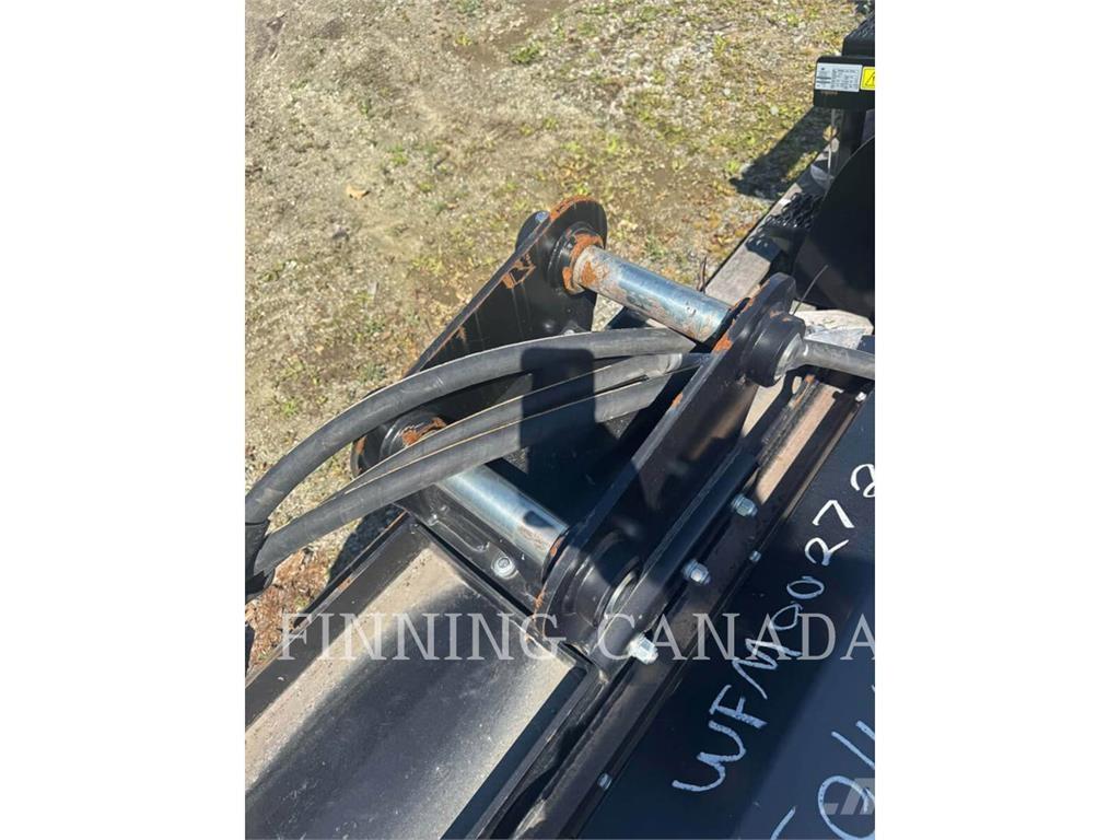 CAT MH8-FM-HMF210 제초기