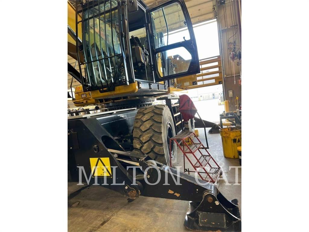 CAT MULTIDOCKER CH600 파쇄용 굴삭기