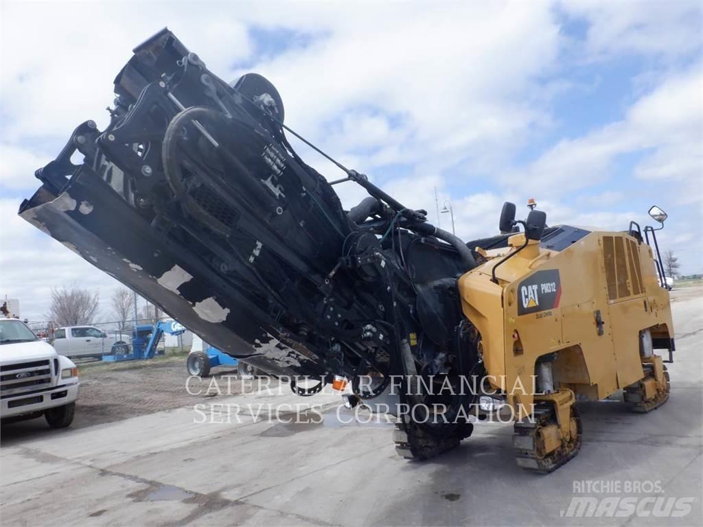 CAT PM312-02 아스팔트 콜드 밀링 기계