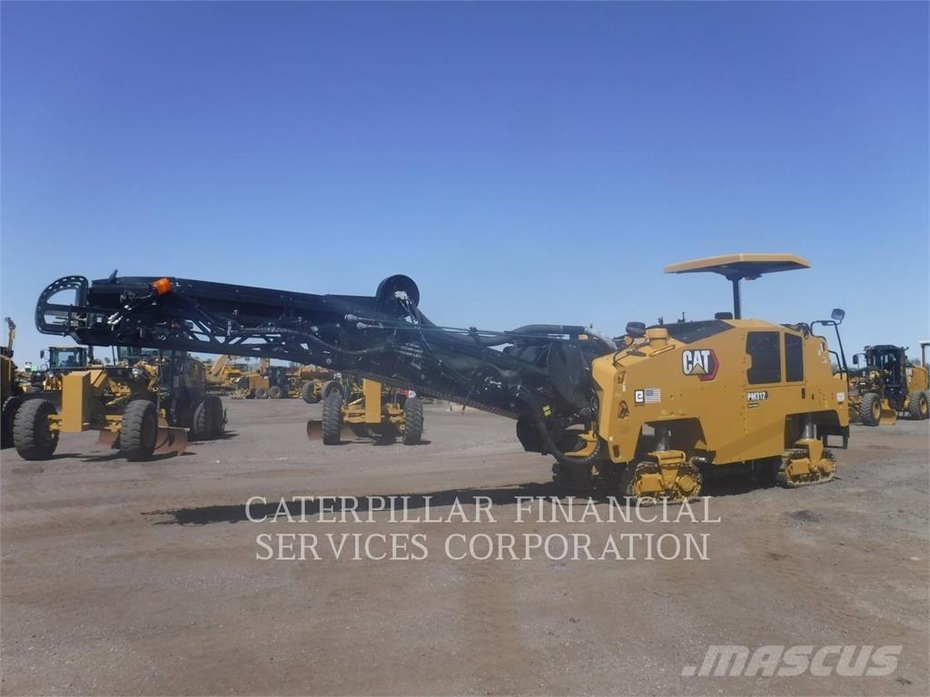 CAT PM312-02 아스팔트 콜드 밀링 기계