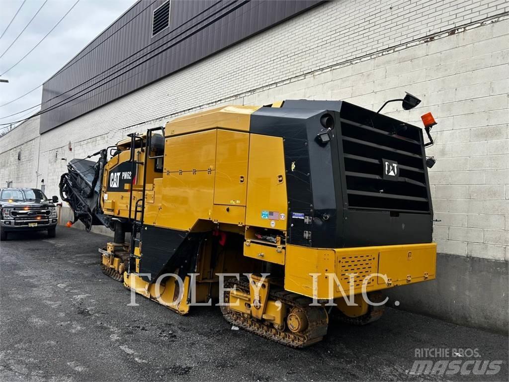 CAT PM622 아스팔트 콜드 밀링 기계