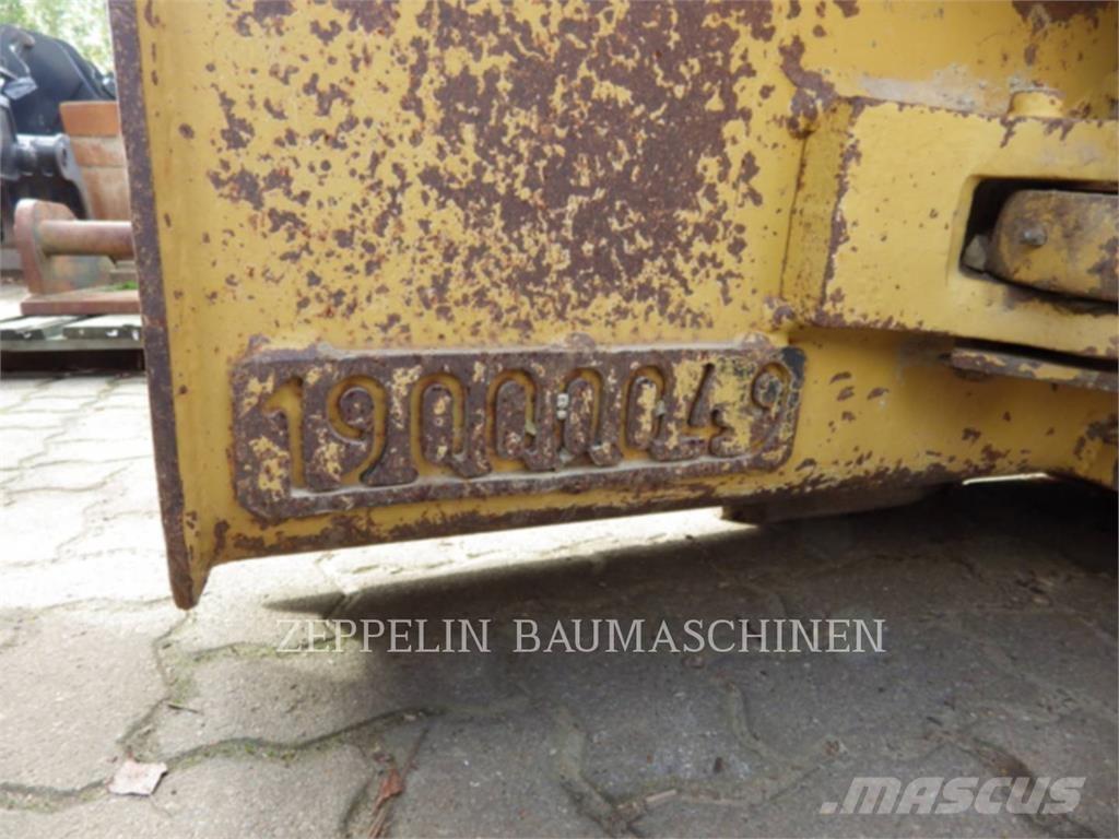 CAT PRIM.-PROD KOMPONENT 트렌처