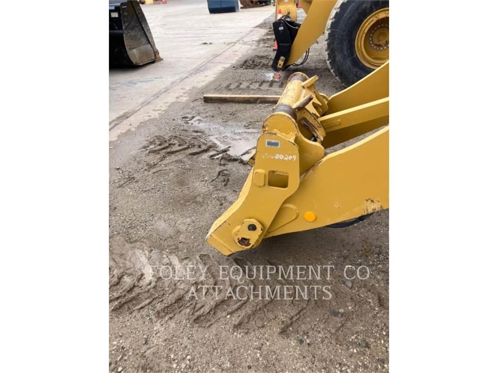 CAT QC938FXD  휠로우더