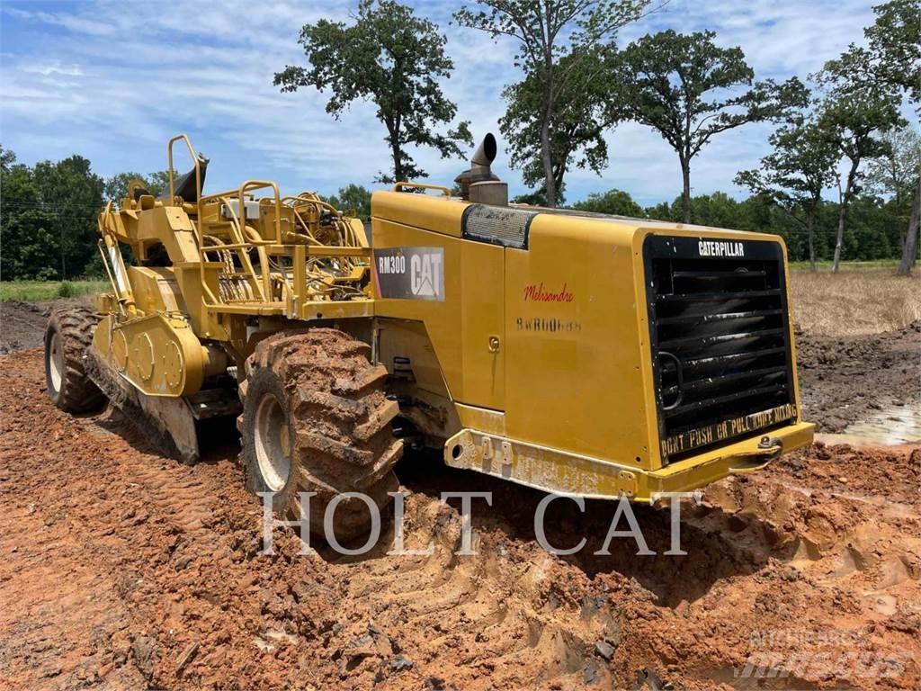 CAT RM300 아스팔트 리사이클러