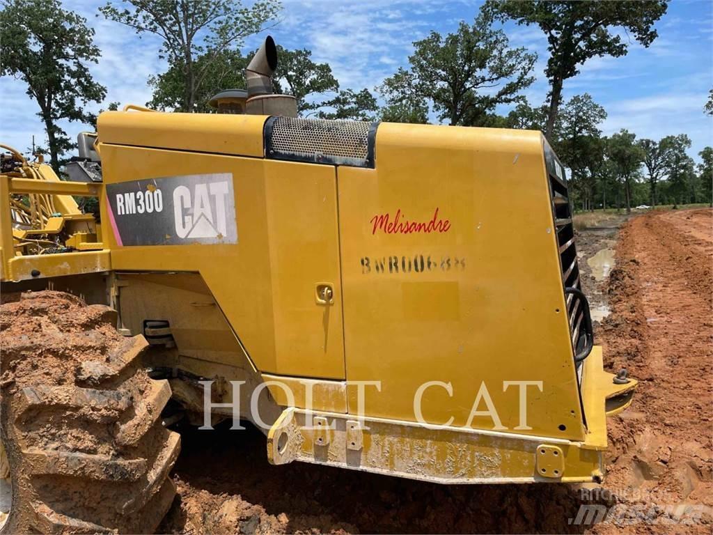 CAT RM300 아스팔트 리사이클러
