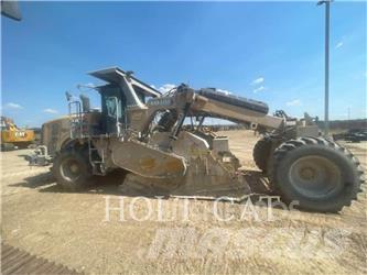 CAT RM400 아스팔트 리사이클러