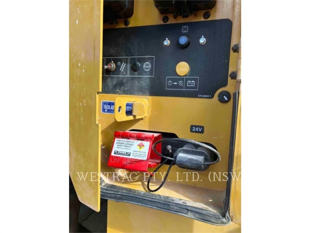 CAT RM400 아스팔트 리사이클러