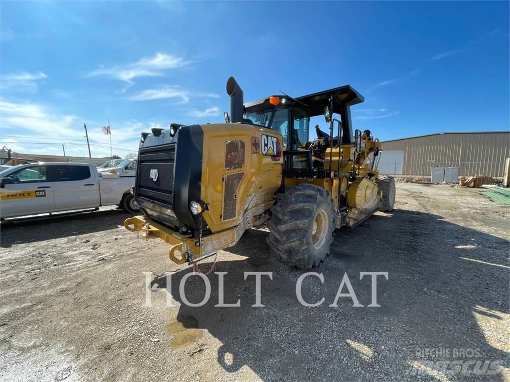 CAT RM400 아스팔트 리사이클러