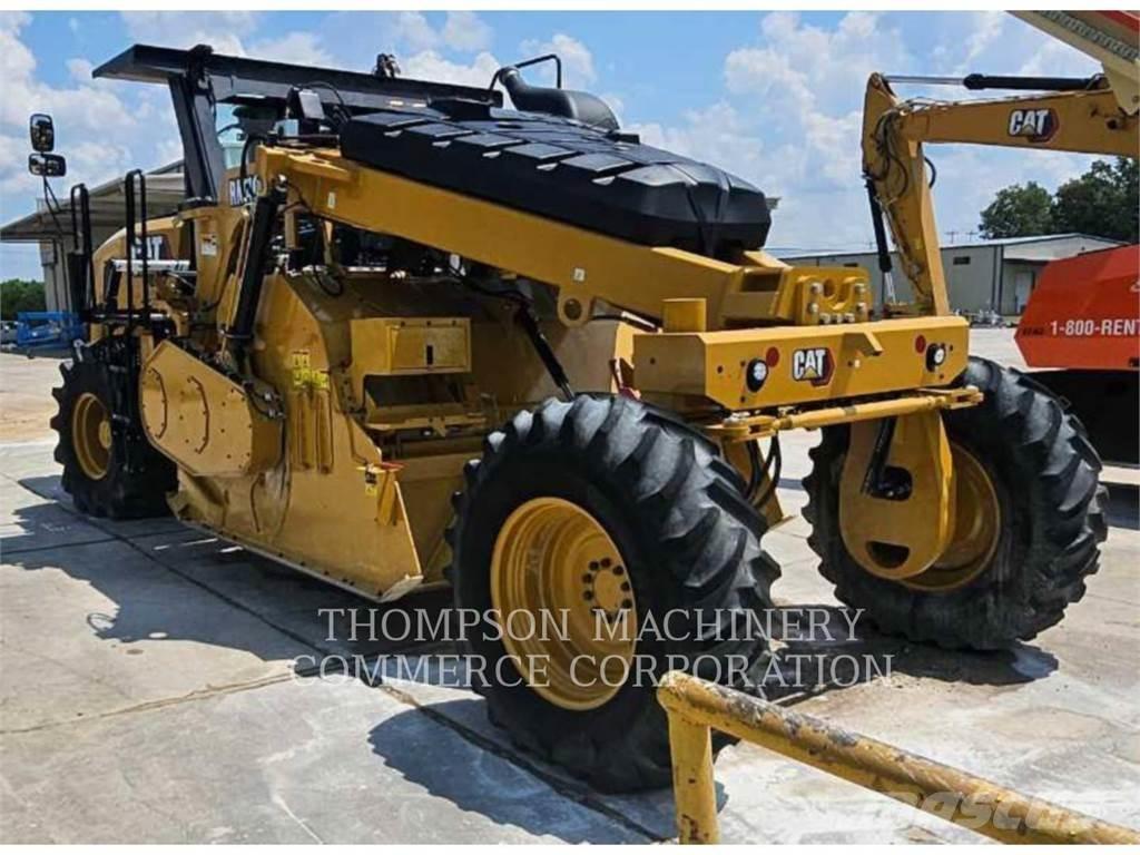 CAT RM400 아스팔트 리사이클러