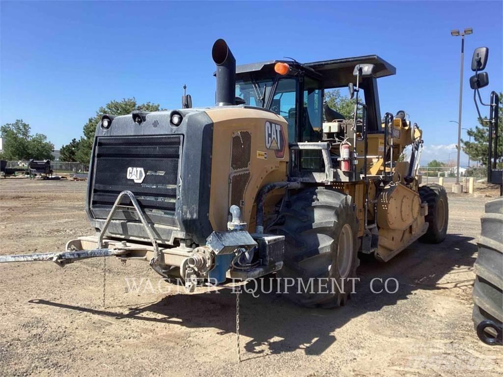 CAT RM400 아스팔트 리사이클러