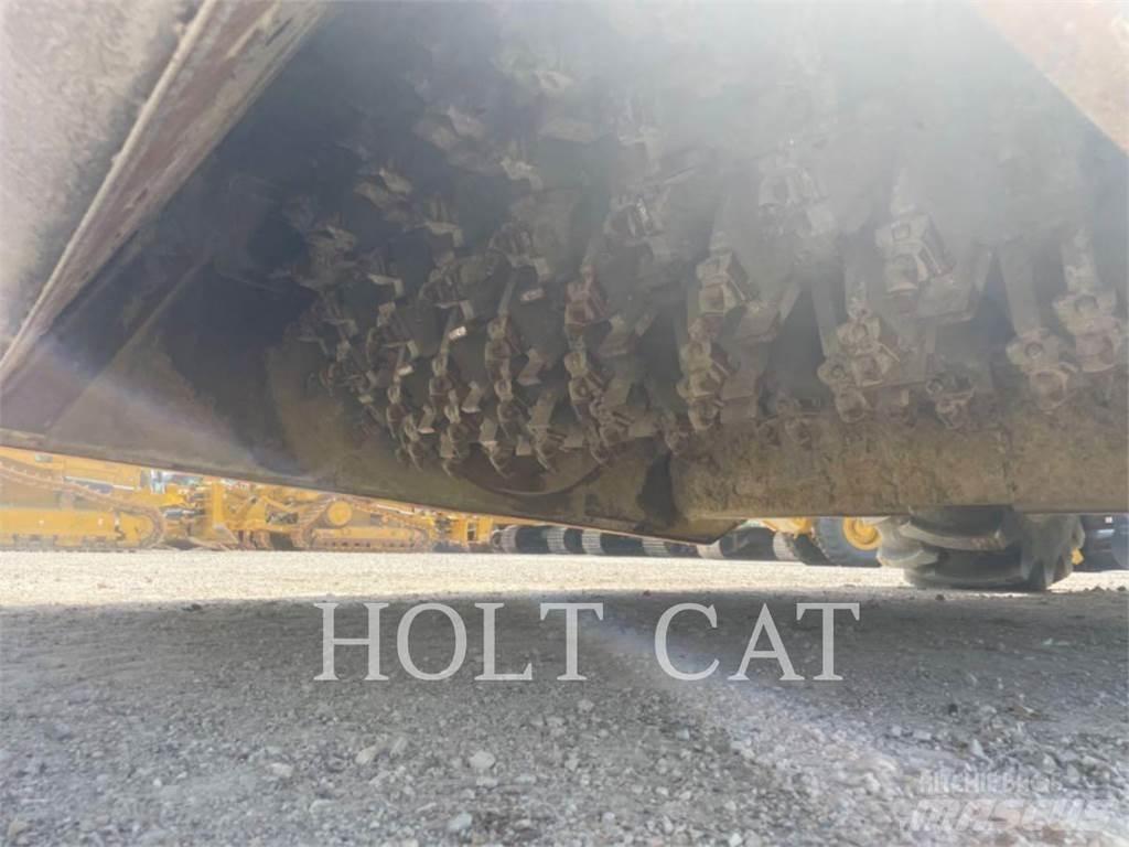 CAT RM400 CAB  휠로우더