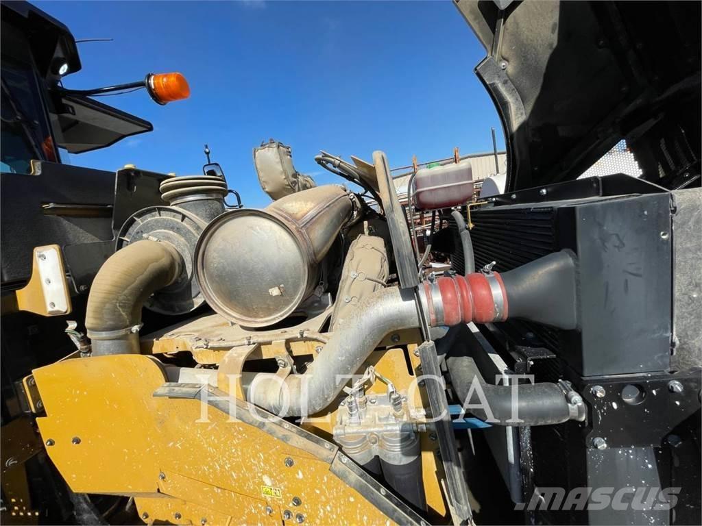 CAT RM400 CAB 아스팔트 리사이클러