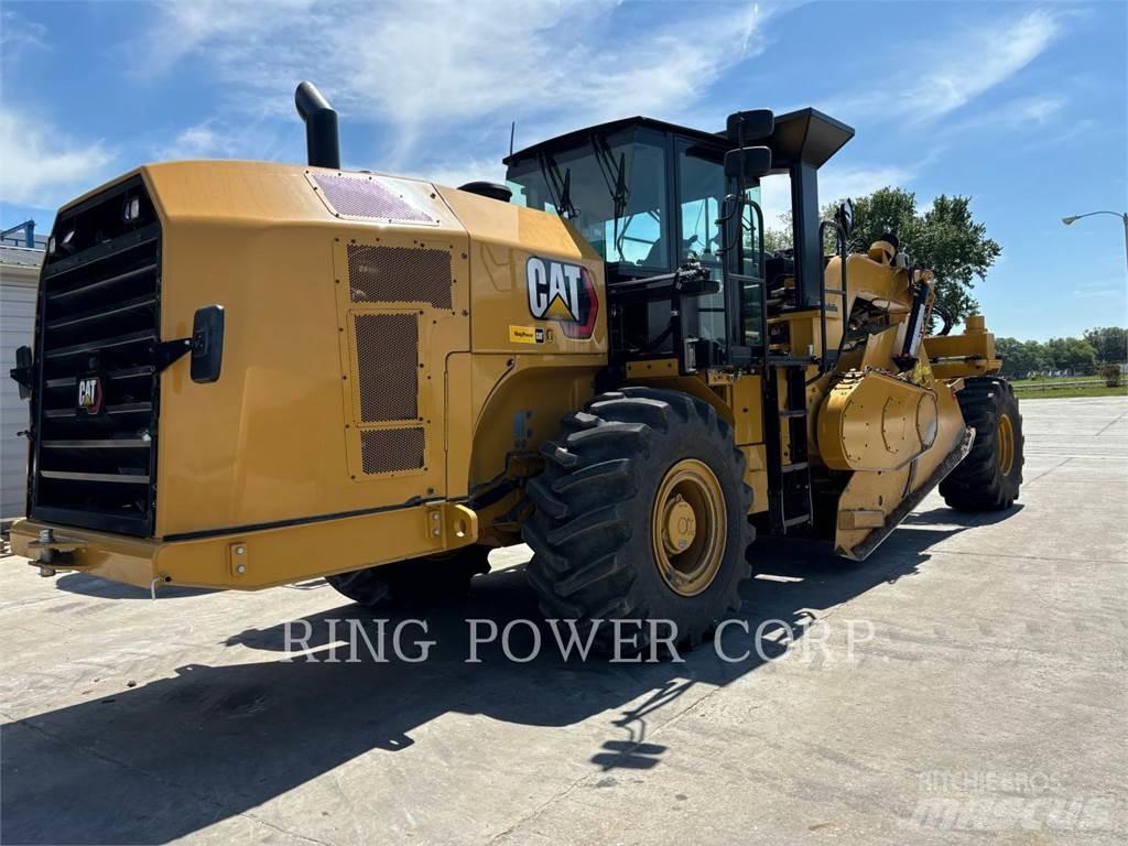 CAT RM500 아스팔트 리사이클러