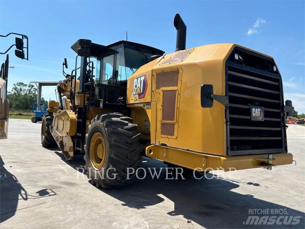 CAT RM500 아스팔트 리사이클러