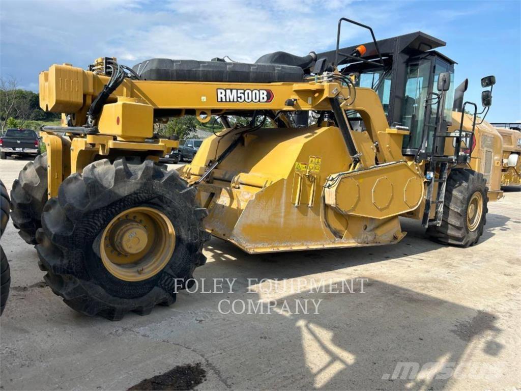 CAT RM500B 아스팔트 포장장비