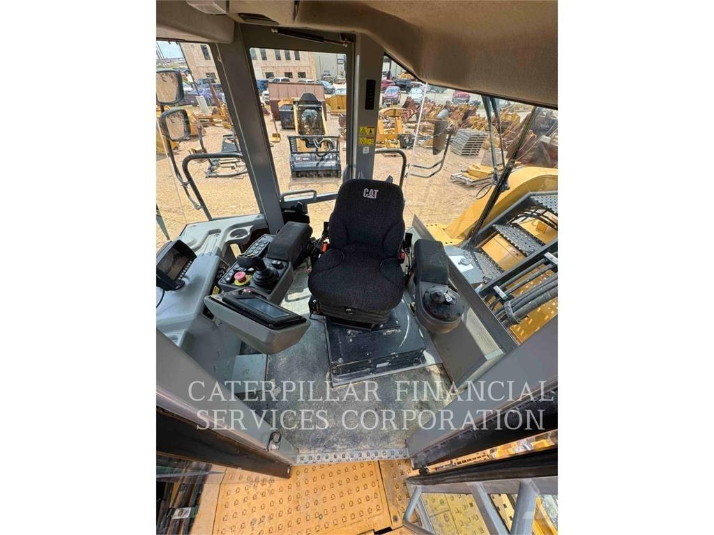 CAT RM500B 아스팔트 리사이클러