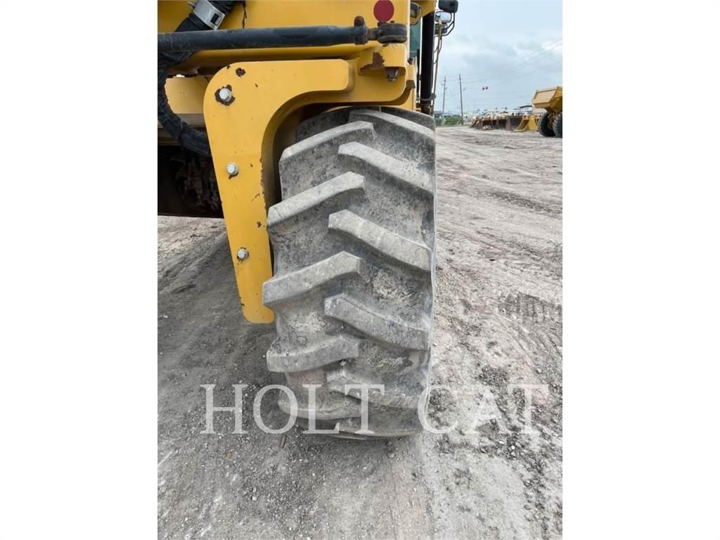 CAT RM500B CAB 아스팔트 리사이클러