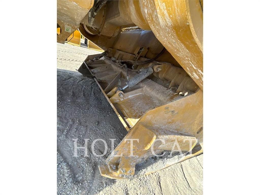 CAT RM500B CAB 아스팔트 리사이클러