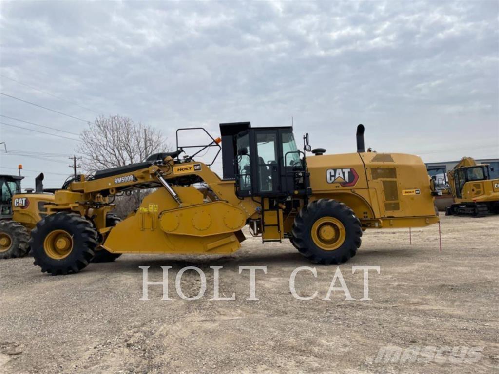CAT RM500B CAB 아스팔트 리사이클러