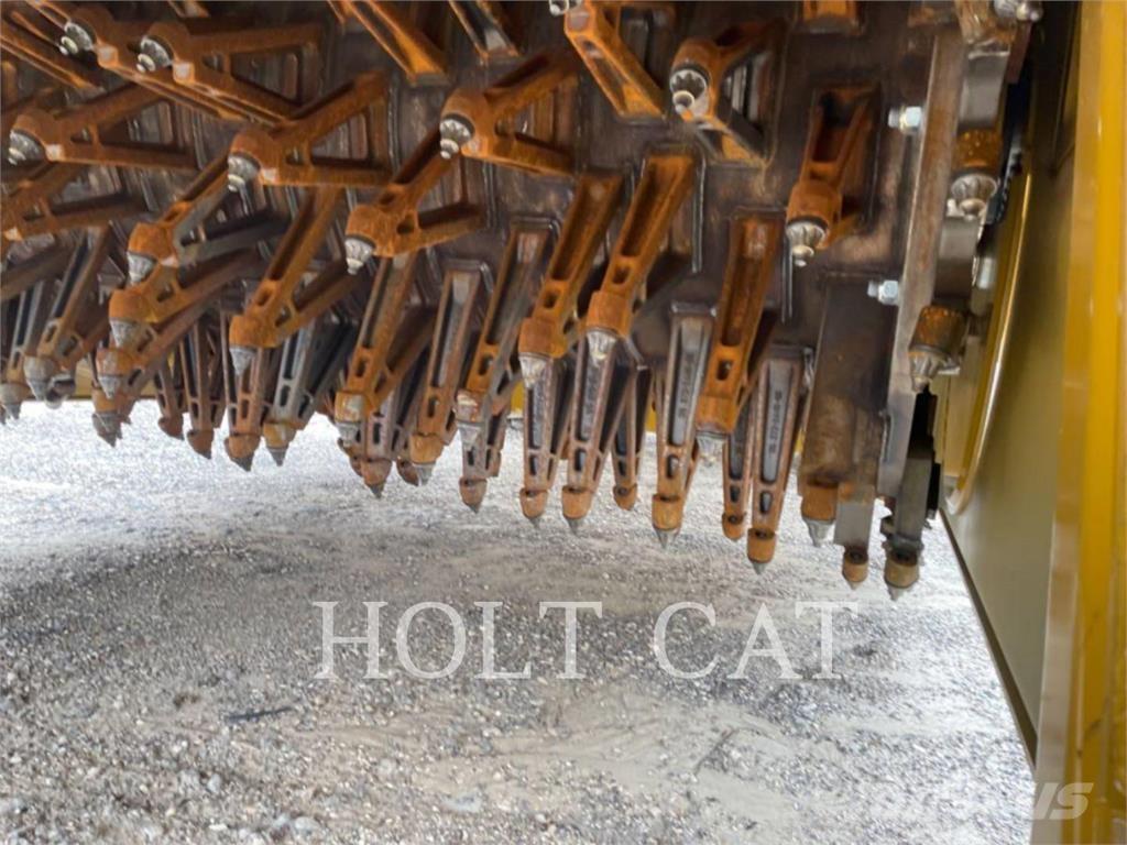 CAT RM500B CAB 아스팔트 리사이클러