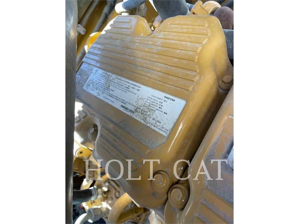 CAT RM600 아스팔트 리사이클러