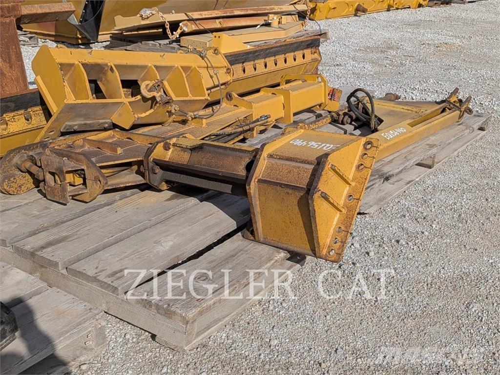 CAT SNOW WING 제설기