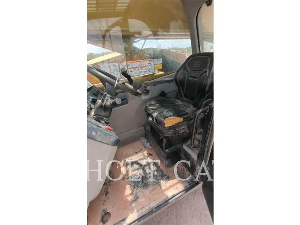 CAT TL1055 텔러 핸들러