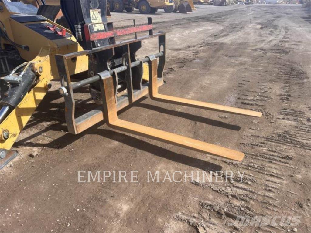 CAT TL1055D 텔러 핸들러