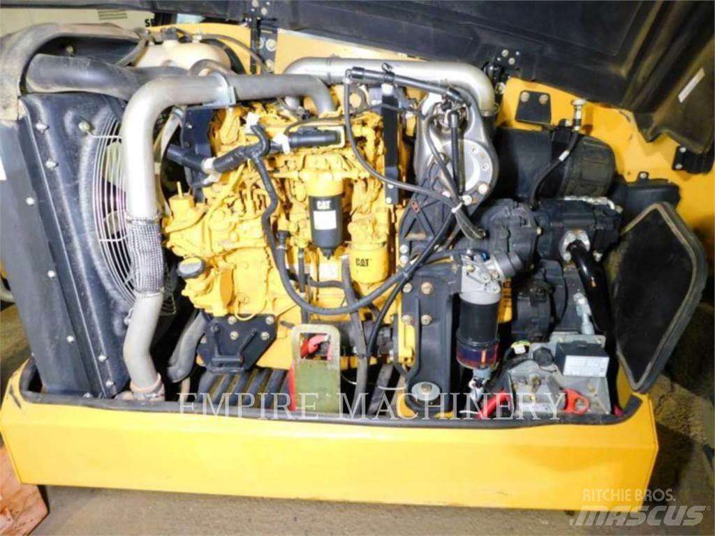 CAT TL642D 텔러 핸들러