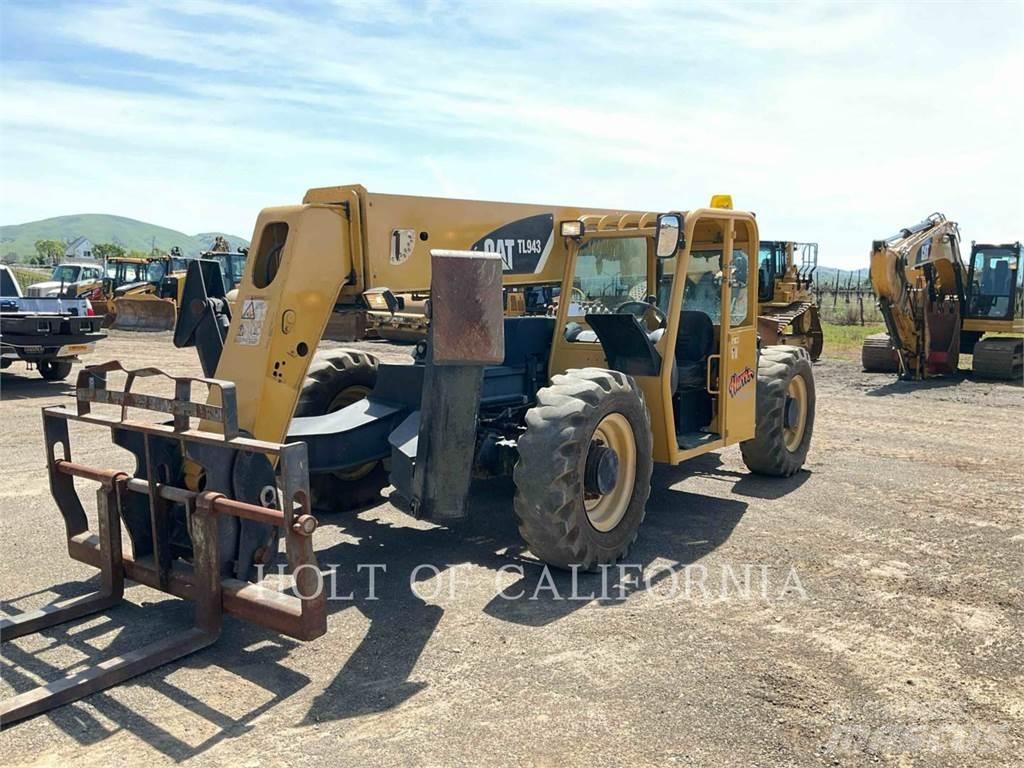 CAT TL943 텔러 핸들러