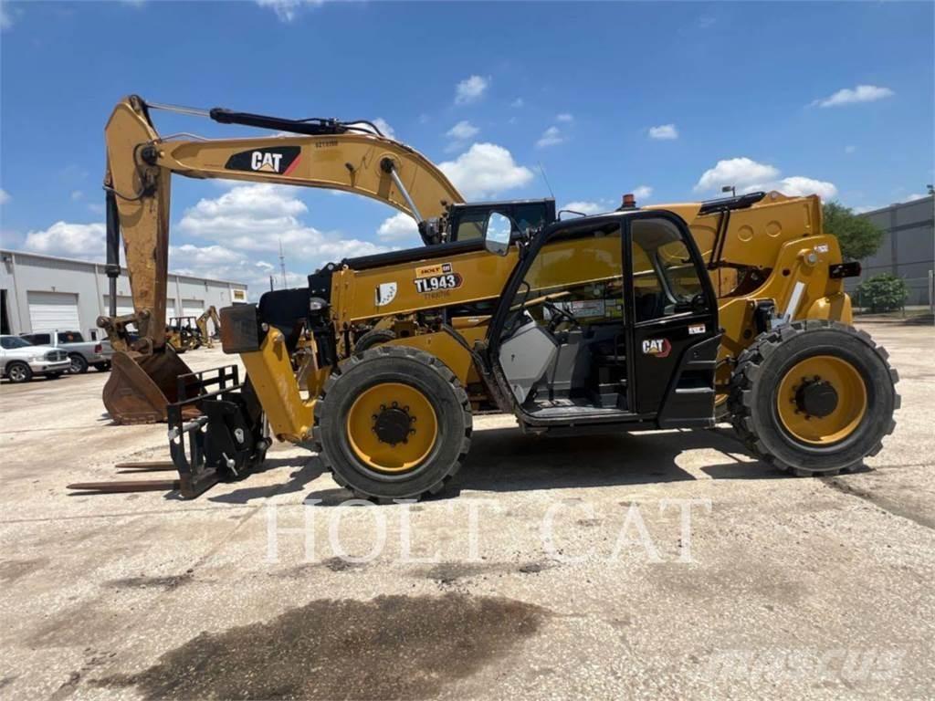 CAT TL943  휠로우더
