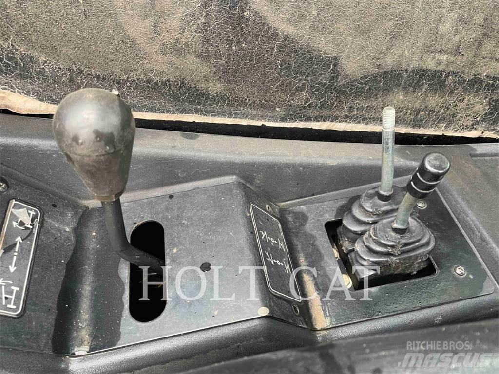 CAT TL943C 텔러 핸들러