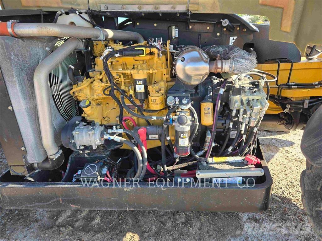 CAT TL943C 텔러 핸들러