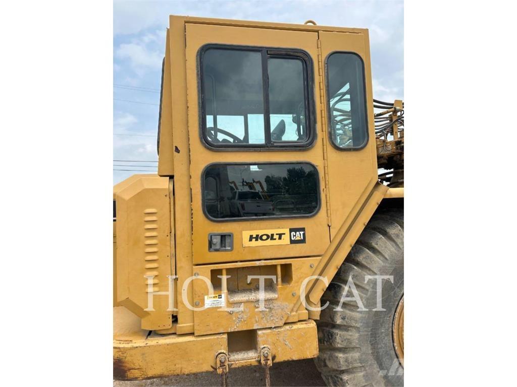 CAT W00 621G 스크레이퍼