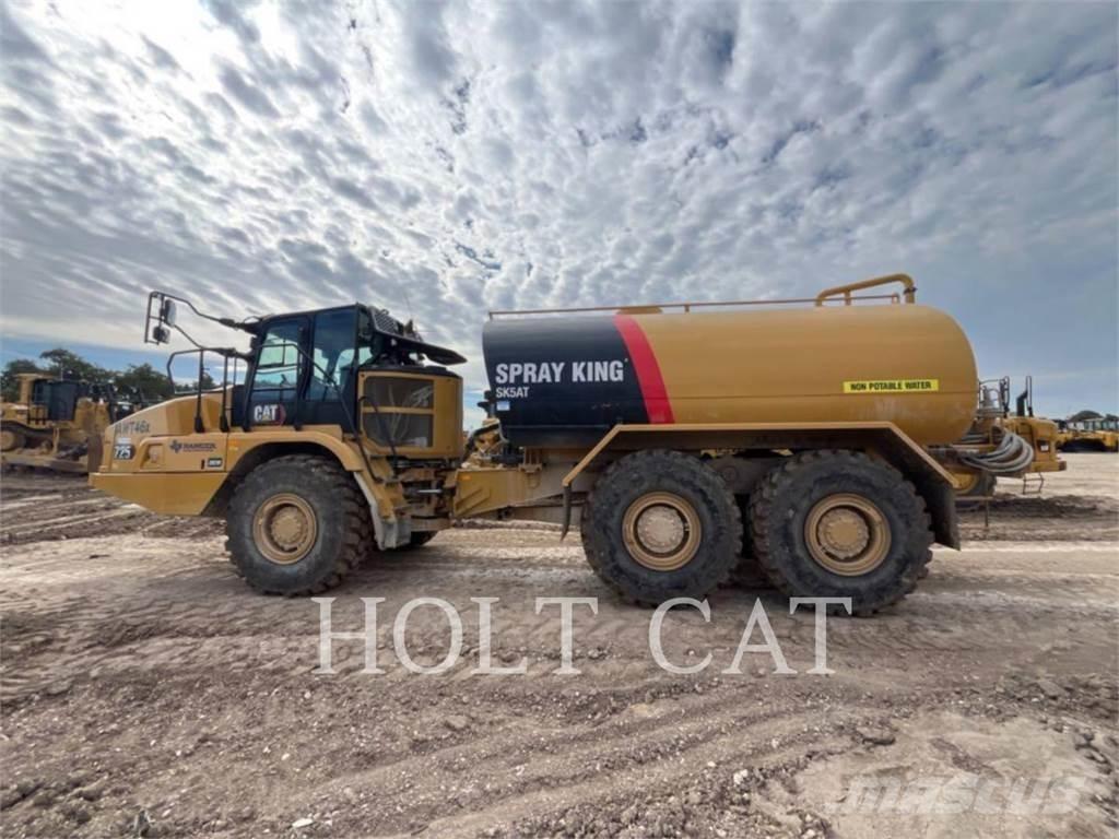 CAT W00 725 탱커 트럭