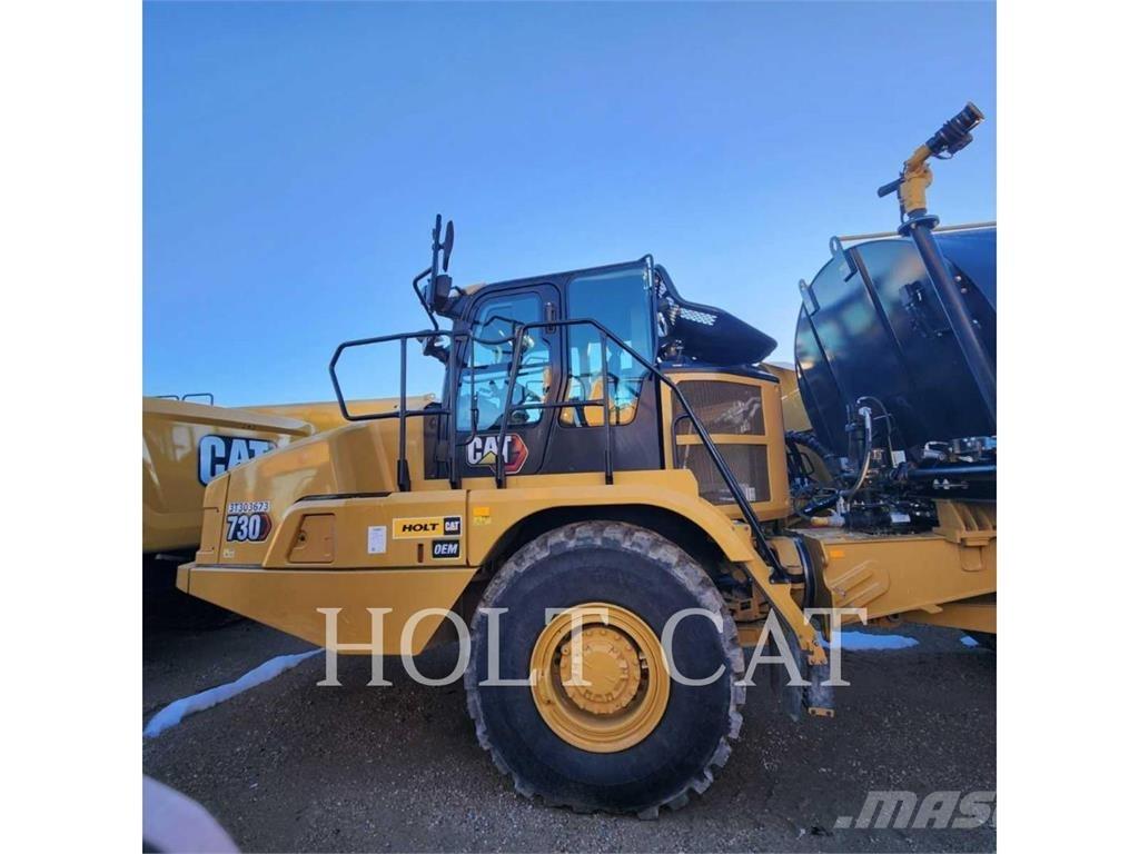 CAT W00 730 탱커 트럭