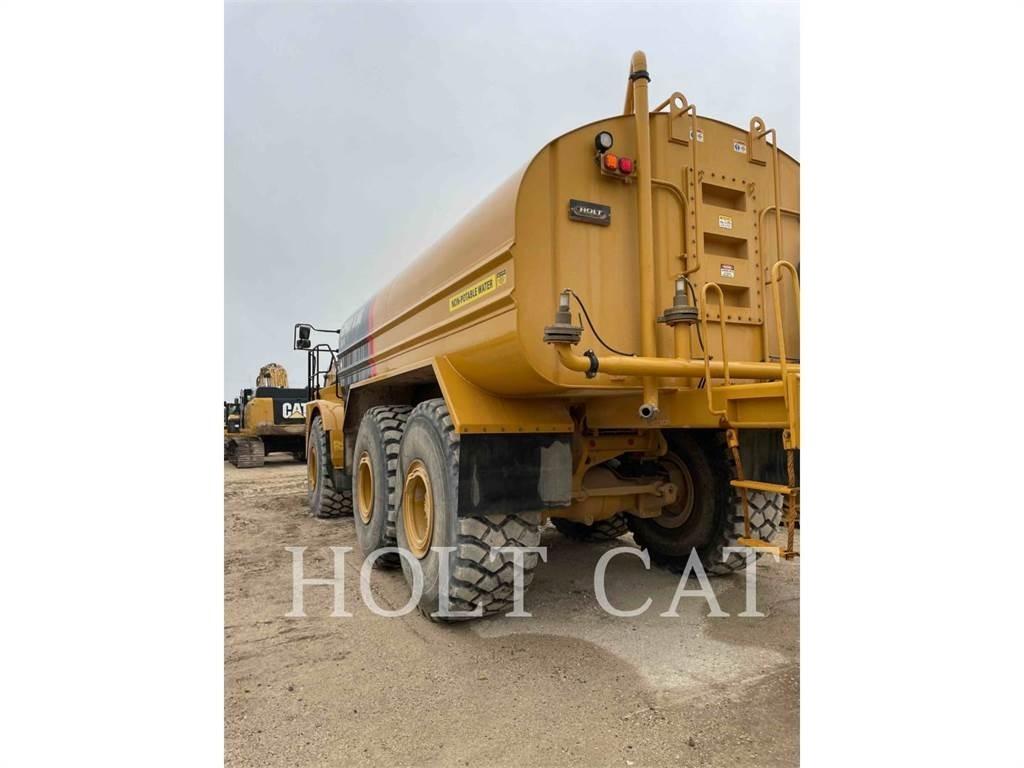 CAT W00 740 탱커 트럭