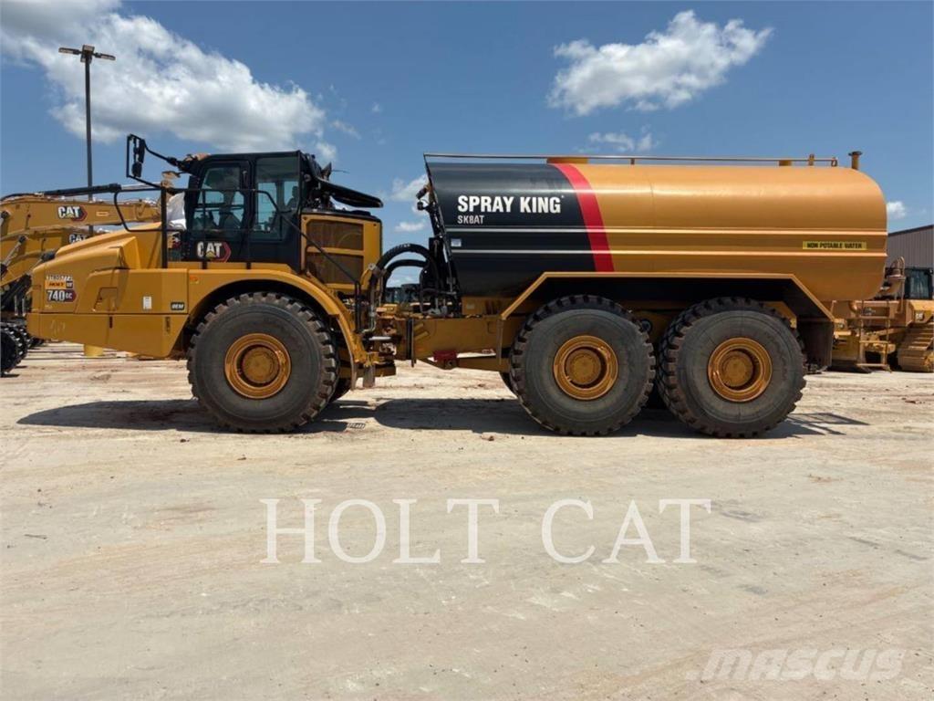 CAT W00 740 탱커 트럭