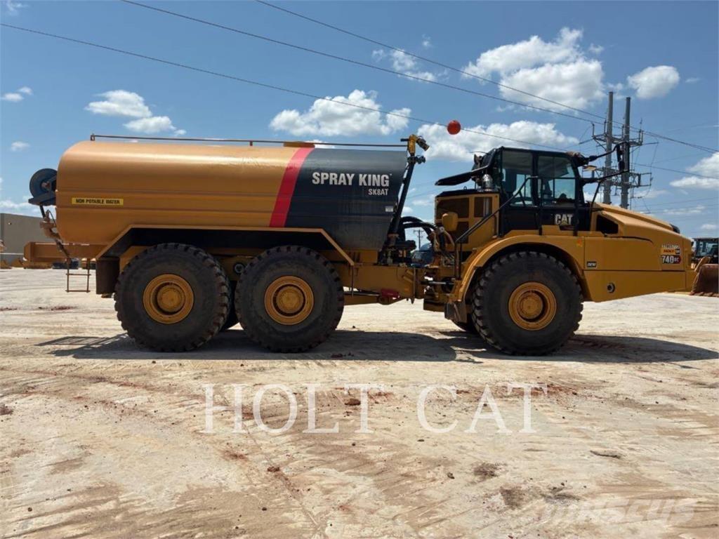 CAT W00 740 탱커 트럭