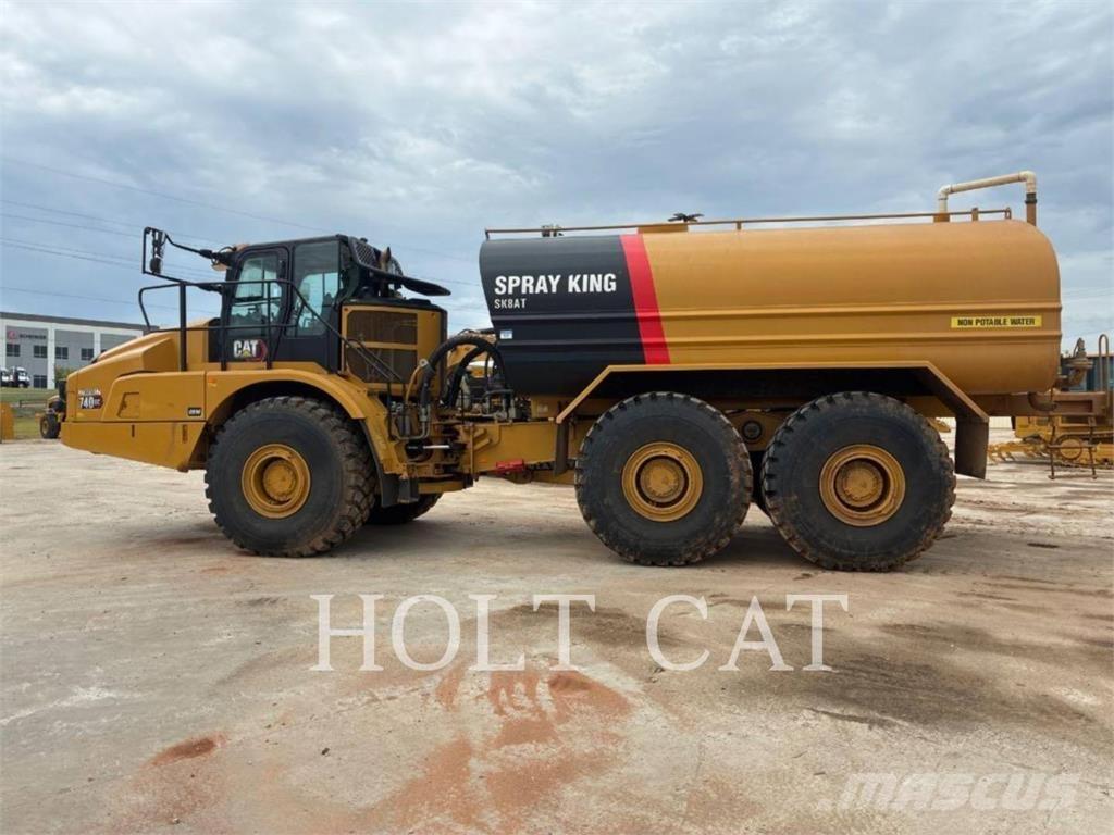 CAT W00 740 탱커 트럭