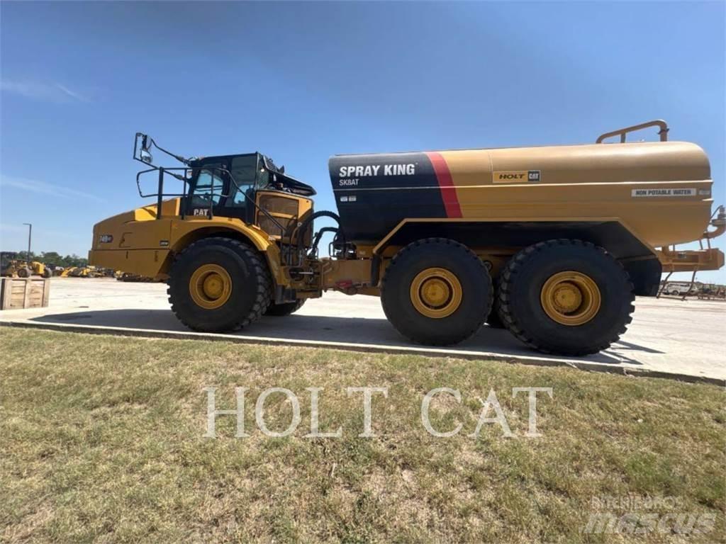 CAT W00 740GC 탱커 트럭