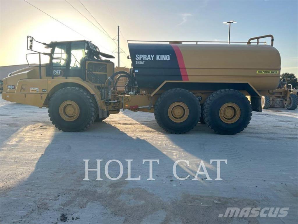 CAT W00 740GC 탱커 트럭