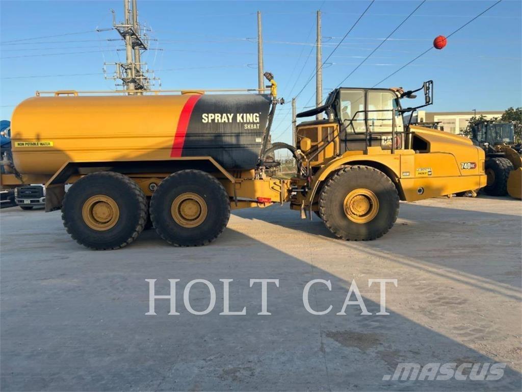 CAT W00 740GC 탱커 트럭