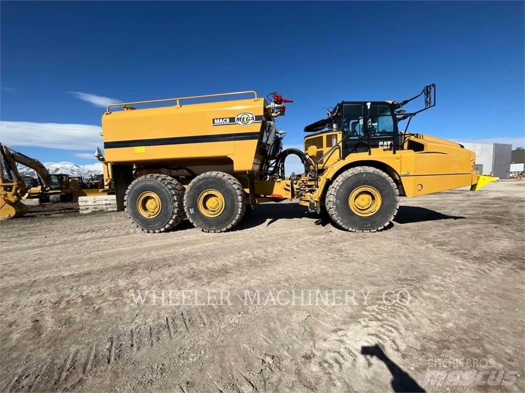 CAT WT 740 GC 탱커 트럭