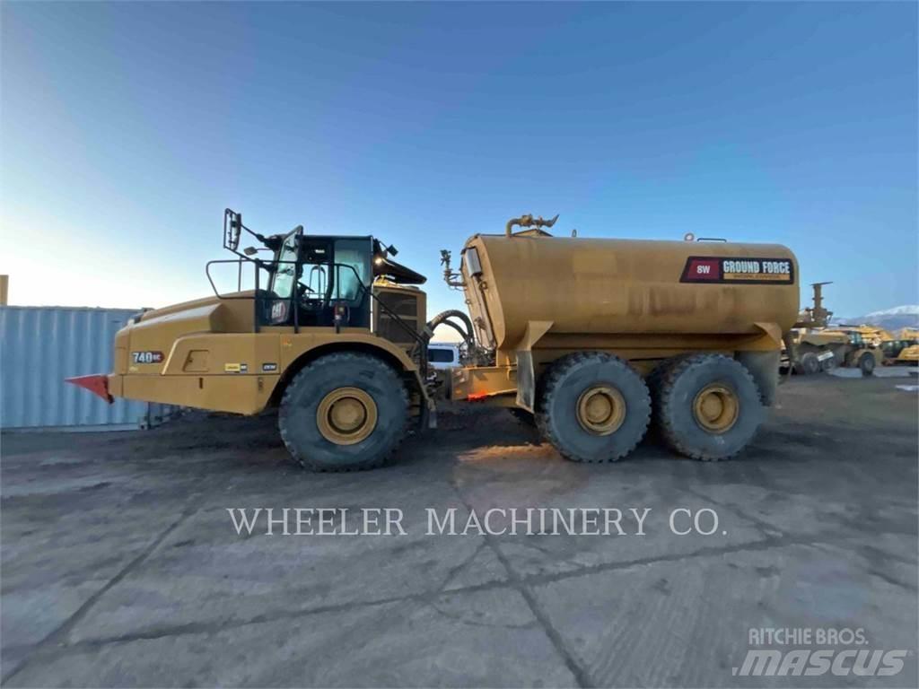 CAT WT 740 GC 탱커 트럭