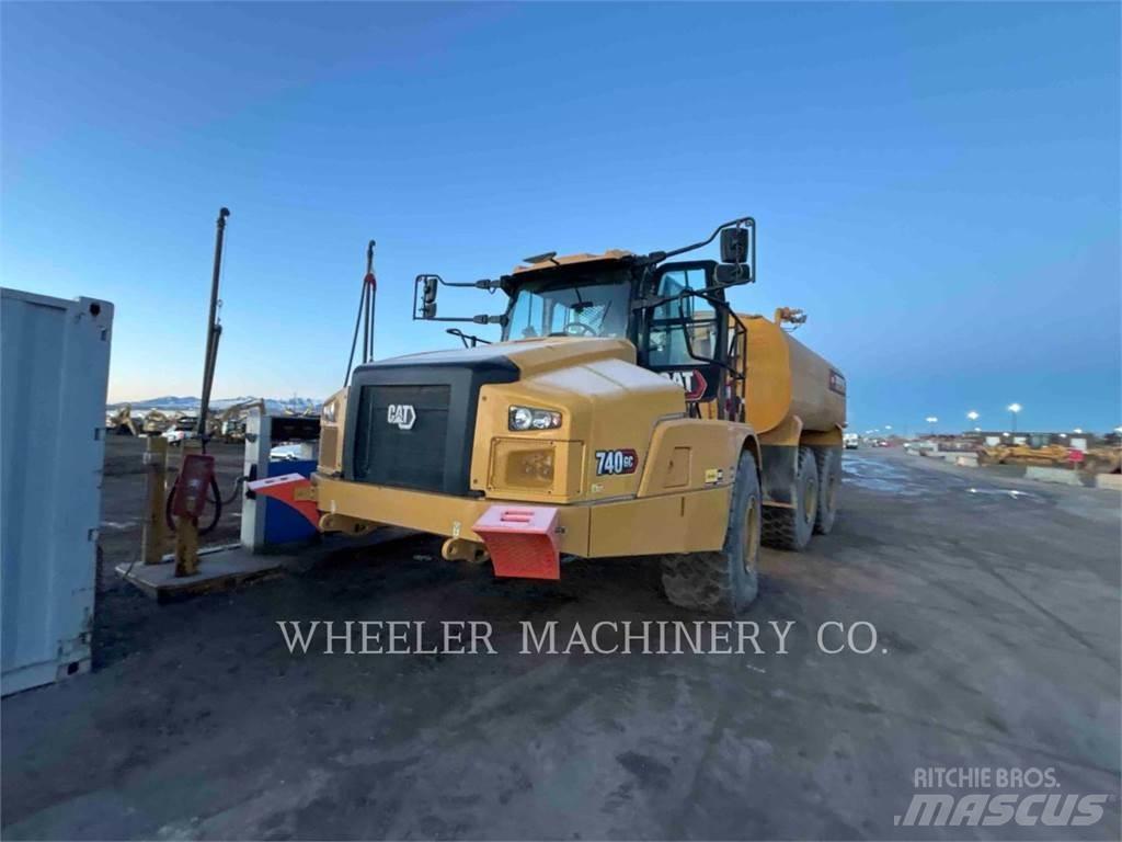 CAT WT 740 GC 탱커 트럭