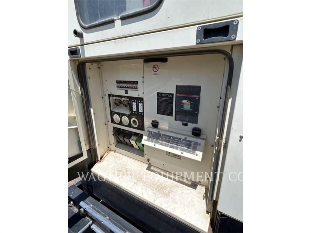 CAT XQ 200 기타 발전기